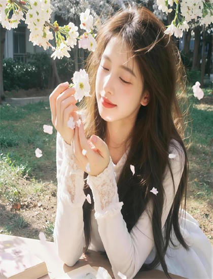 深刻反思的亲妈寿宴上女儿美飒全场讲了什么故事？完整剧情详细介绍，影院同步